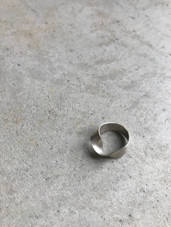 möbius ring [silver] 1枚目の画像