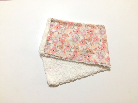 星森 - 短版圍巾 粉紅花海 第1張的照片