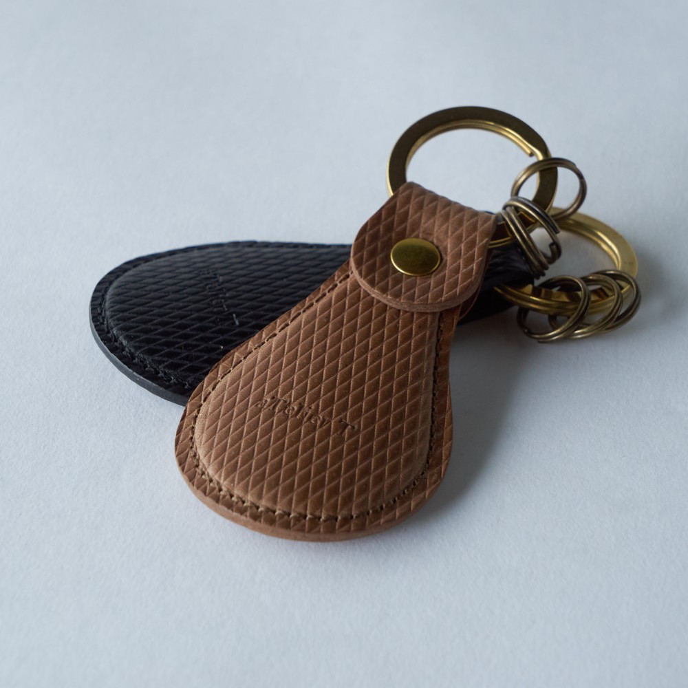 【幻の革】ロシアンカーフ　キーホルダー【ジョージクレバリー製】 【幻の革】ロシアンカーフ　キーホルダー【ジョージクレバリー製】