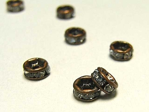 アクセサリーパーツ 平ロンデル 銅古美 約4mm 【約50個入り】6000215 1枚目の画像