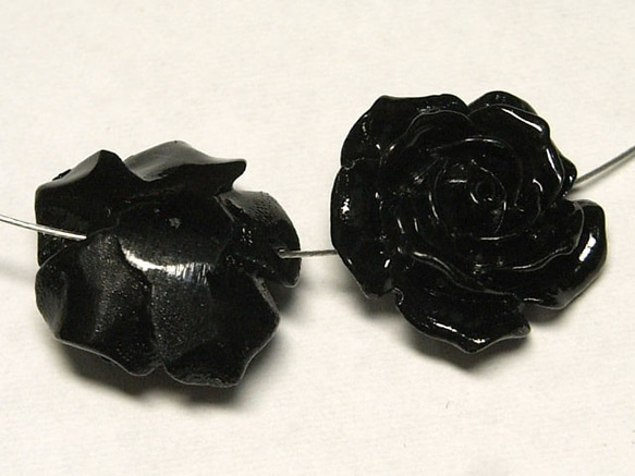 珊瑚（練り） 薔薇型パーツ ブラック 約16×9mm 【5個セット販売】6001278 2枚目の画像
