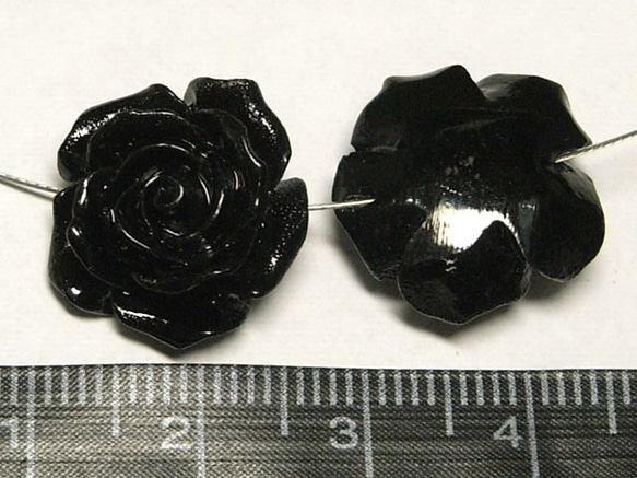 珊瑚（練り） 薔薇型パーツ ブラック 約16×9mm 【5個セット販売】6001278 3枚目の画像