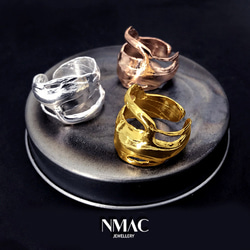 手工製作-NMACJEWELRY-自然紋理個性化中性開口款可調校鬆緊設計戒指-925 Sterling Silver 第1張的照片