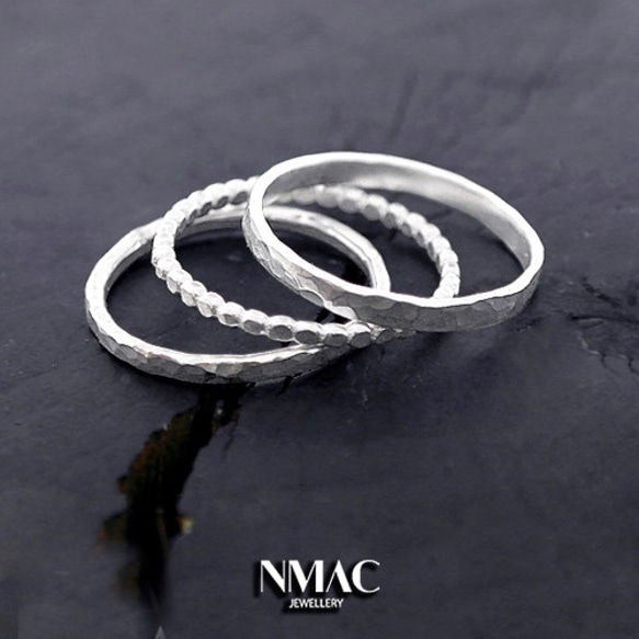Set 3 Sterling Silver Textured Dotted Skinny Stacking Rings 3枚目の画像