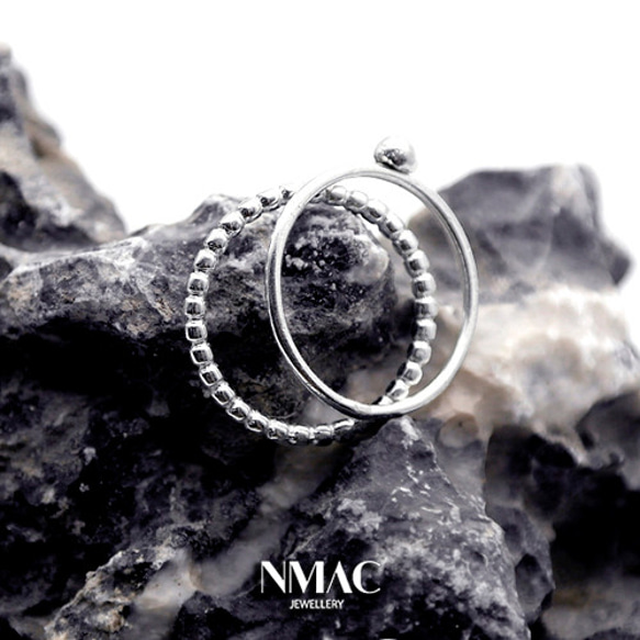 手工製作-NMACJEWELRY-極簡主義小巧多紋理的層疊戒指，纖細的尾戒-SOLID Sterling Silver 第1張的照片