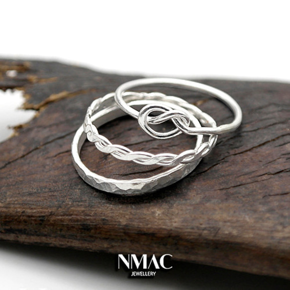 手工製作-NMACJEWELRY-極簡主義小巧多紋理的層疊戒指，纖細的尾戒-SOLID Sterling Silver 第1張的照片