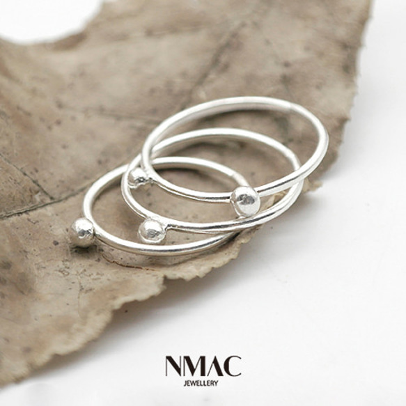 手工製作-NMACJEWELRY-極簡主義小巧多紋理的層疊戒指，纖細的尾戒-SOLID Sterling Silver 第3張的照片