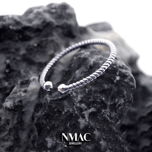 手工製作-NMACJEWELRY-極簡主義小巧多紋理的層疊戒指，纖細的尾戒-SOLID Sterling Silver 第1張的照片