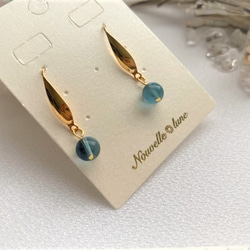 フローライト ムーンフラワーカービング ピアス トルマリン & アイオライト & フローライト 揺れる ロングピアス