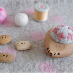 ハリネズミの羊毛ピンクッション【針山】Hana-Hana　ピンク 5枚目の画像
