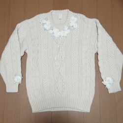 【1点もの】お花モチーフ付セーター 2枚目の画像