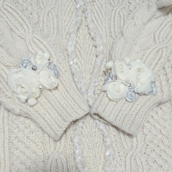【1点もの】お花モチーフ付セーター 3枚目の画像