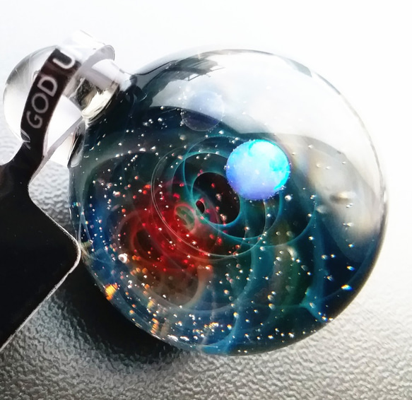 Galaxy Pendant 宇宙銀河玻璃吊咀 極光雙星系列 SD26 第1張的照片