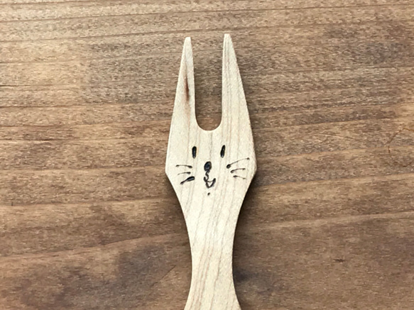 にゃんこフォーク 猫フォーク cat 木製 木 メイプル　フォーク一本 1枚目の画像