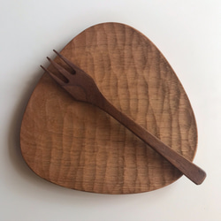 クルミの三角のプレート 小皿 WOOD STUDIO KUZE'S 通販 9012222