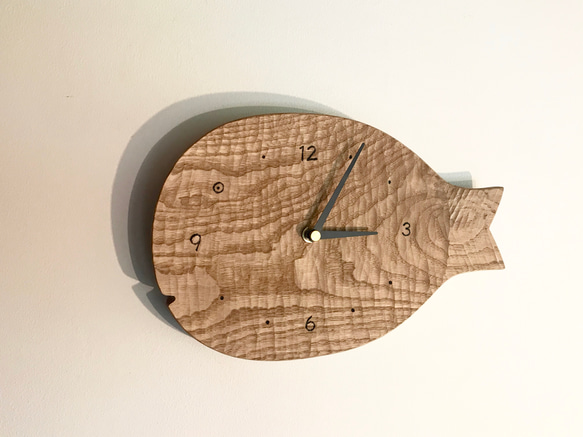 受注制作　魚の壁掛け時計 L 栗の木 5枚目の画像