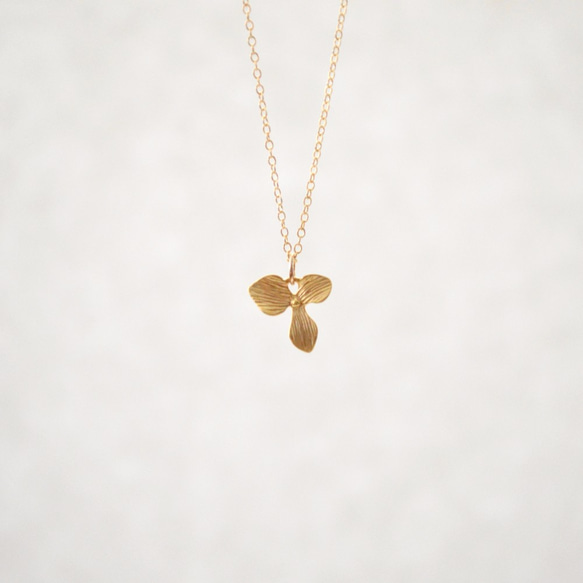 【送料無料】Matt Flower Necklace 1枚目の画像