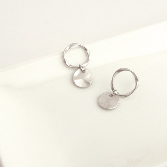 Mobius Strip Pierce(silver)/earrings 第3張的照片