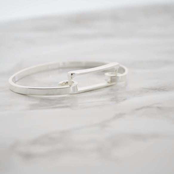 Rectangle Silver Bangle 第3張的照片