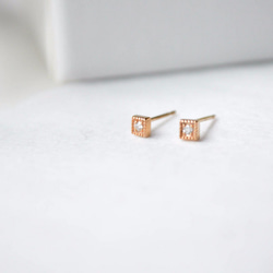 【送料無料】Square Mille Grain Diamond Pierces 2枚目の画像