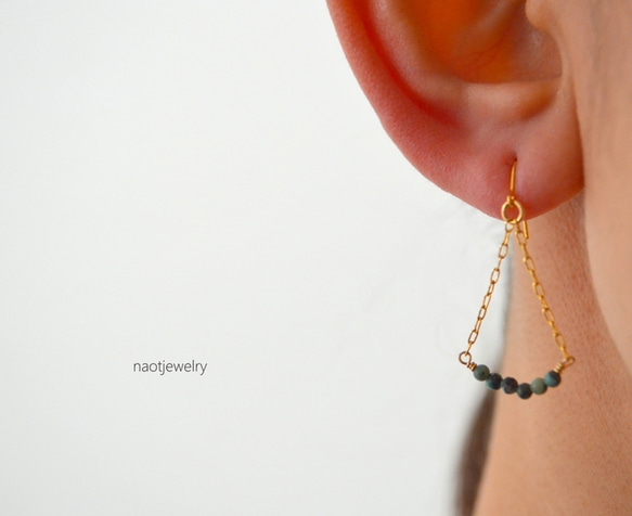 Turquoise chain Pierce 綠松石鍊狀耳環（可改夾式耳環） 第3張的照片