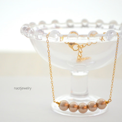 Beige Cotton Pearl Bracelet 第2張的照片