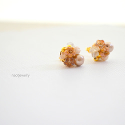 Flower Cotton Pearl Bijou pierce 第4張的照片