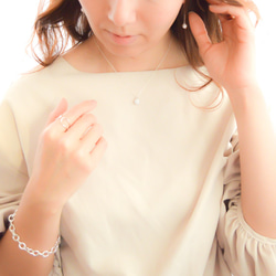 Crystal Ball chain Pierces/Earrings 第4張的照片