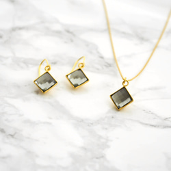 【送料無料】Crystal Glass(BlackDiamond ) Necklace 2枚目の画像