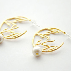 Leaf Cotton Pearl Hoop Pierce 2枚目の画像