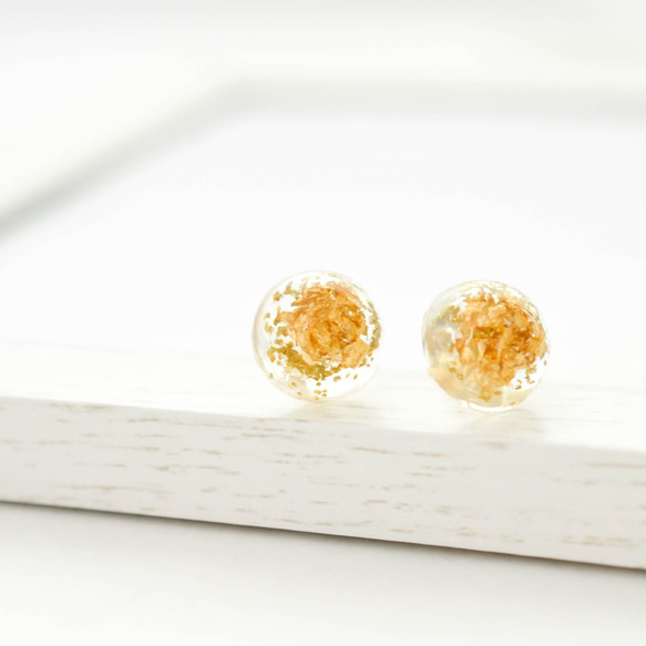 Resin gold Leaf Dome Pierces 耳環 第2張的照片