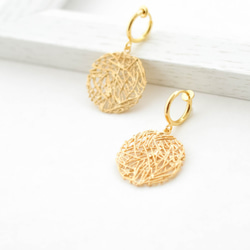 【送料無料】Mesh plate hoop earrings(gold) 2枚目の画像