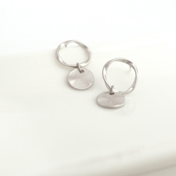 【送料無料】Mobius Strip Pierce(gold)/earring 5枚目の画像