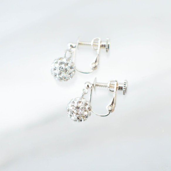 【送料無料】Crystal glass Ball Earrings 1枚目の画像