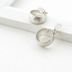 [8d-3]#企画専用ページ Tsuchime Metal Hoop Earrings(silver) 1枚目の画像