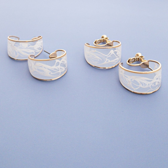 Acrylic marble hoop earrings 第4張的照片