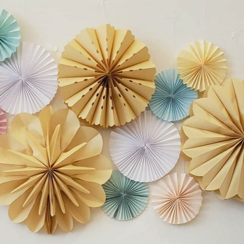 再×8》フォトブース 誕生日 1歳 ペーパーファン ガーランド ハーフ