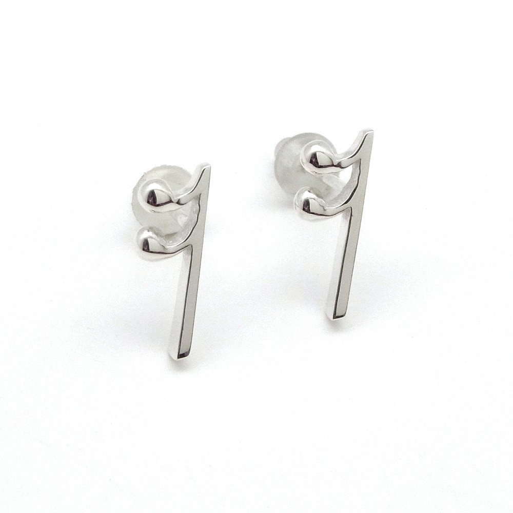 16分休符ピアス