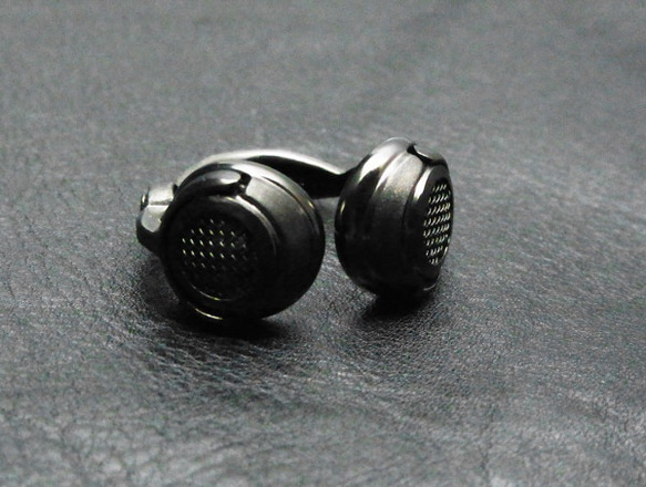 Headphone Ring - All Black 第2張的照片