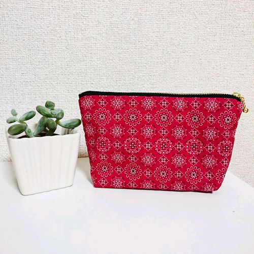 バンダナ柄ポーチ♡赤 ポーチ cocoshop 通販 2297002｜Creema(クリーマ