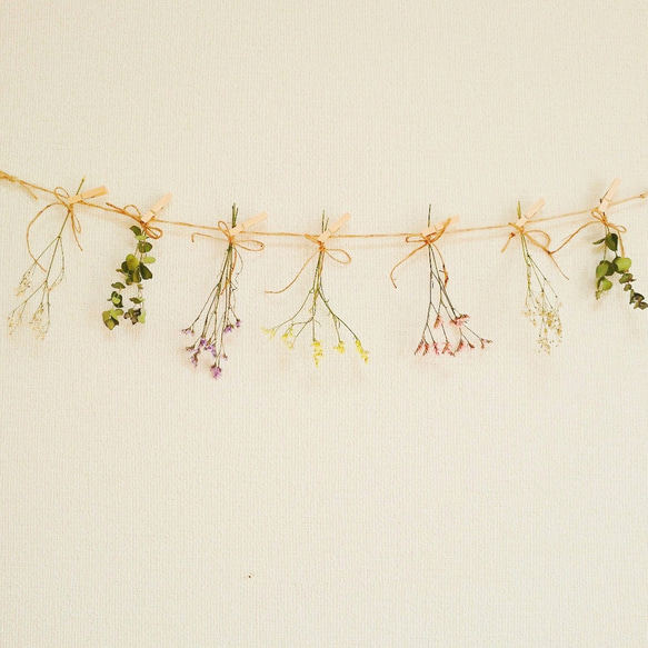 カラフル小花のドライフラワーガーランド♡ 1枚目の画像