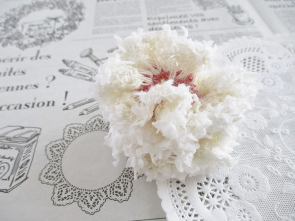 シュシュ ★ 白い 綿菓子 ファンシーヤーン 手編み ヘアゴム ヘアアクセサリー 4枚目の画像