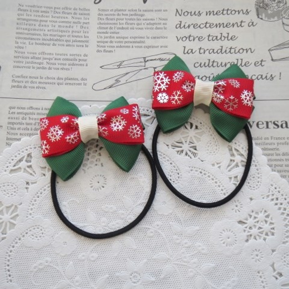 【クリスマスリボン】ベビーヘアクリップ ヘアゴム クリスマスリボン】ベビーヘアクリップ ヘアゴム