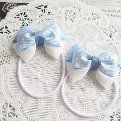 ハンドメイド★キッズリボンヘアゴム★水色★さくらんぼ柄★きらきらビジュー付き★ ハンドメイド☆キッズリボンヘアゴム☆水色☆さくらんぼ柄