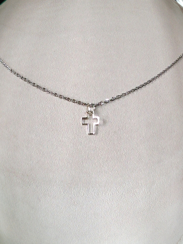 十字架/クロスペンダントヘッドチェーンネックレス　シルバー/銅 2枚目の画像