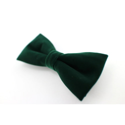 『Velvet dark green』   ベルベットでシンプルなマグネット式 蝶ネクタイ 2枚目の画像
