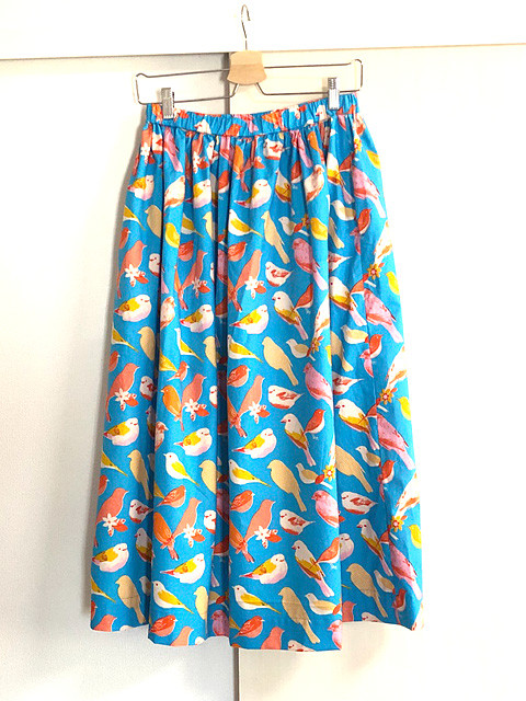 小鳥のふんわりギャザースカート