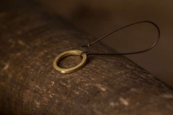 Circular 迴圈 長鉤 黃銅耳環 第3張的照片