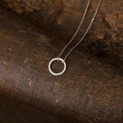 Circular 迴圈 純銀項鍊 Silver necklace 第1張的照片