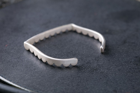 Misstache 鬍子小姐 純銀手環 925 Bangle Adjustable 第3張的照片